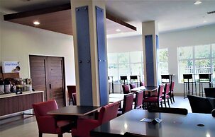 Holiday Inn Express Hotel & Suites Tampa-Fairgrounds-Casino by IHG