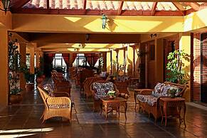 Los Parrales Resort Hotel