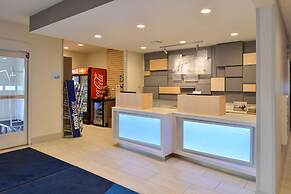 Holiday Inn Express and Suites Stevens Point by IHG