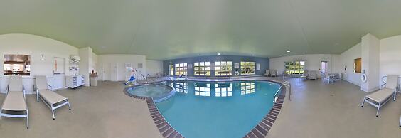 Holiday Inn Express and Suites Stevens Point by IHG