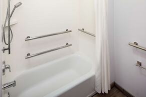 Hampton Inn & Suites Parker