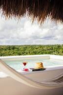 Hotel Esencia