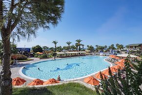 Pine Beach Belek - All Inclusive