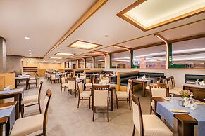 Pine Beach Belek - All Inclusive