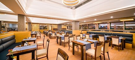 Pine Beach Belek - All Inclusive