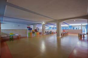 Pine Beach Belek - All Inclusive