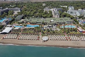 Pine Beach Belek - All Inclusive