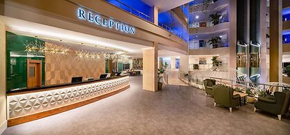 Pine Beach Belek - All Inclusive