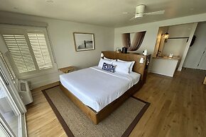 Laguna Surf Lodge by SCP Hotels