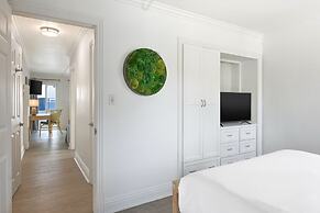 Laguna Surf Lodge by SCP Hotels