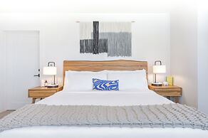 Laguna Surf Lodge by SCP Hotels