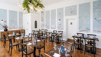 Rodney Hotel