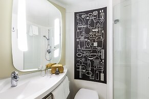 ibis Lyon Caluire Cité Internationale