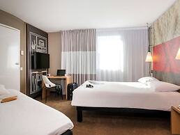 ibis Lyon Caluire Cité Internationale