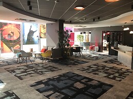 ibis Lyon Caluire Cité Internationale