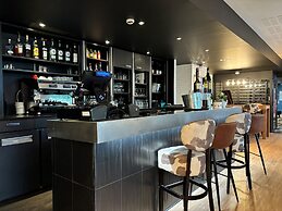 ibis Lyon Caluire Cité Internationale