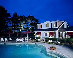 Wellfleet Motel and Lodge