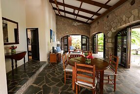 Stonefield Villa Resort - Adults Only