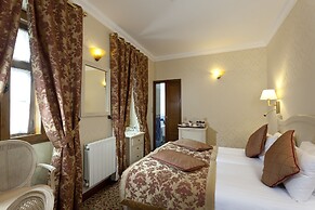 Auberge Saint-Pierre