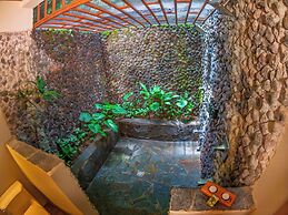 Lost Iguana Resort and Spa
