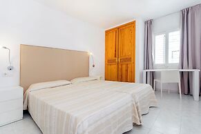 Duquesa Playa Aparthotel