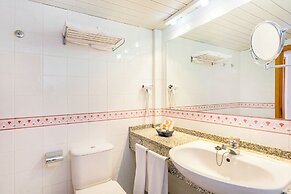 Duquesa Playa Aparthotel