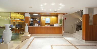 Duquesa Playa Aparthotel