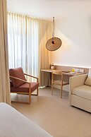 Ozadi Altura Beach Resort