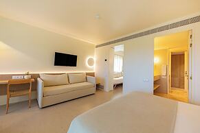 Ozadi Altura Beach Resort