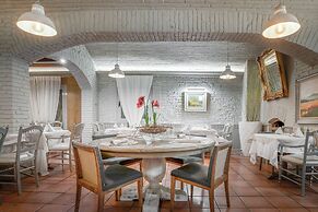 Hotel Pirineo Figueres by Pierre and Vacances