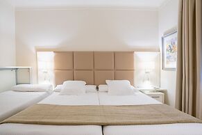 Hotel Pirineo Figueres by Pierre and Vacances