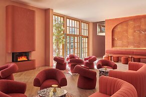 Le Meridien Ra Beach Hotel & Spa