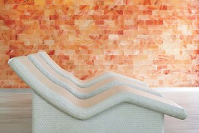 Le Meridien Ra Beach Hotel & Spa
