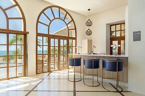Le Meridien Ra Beach Hotel & Spa
