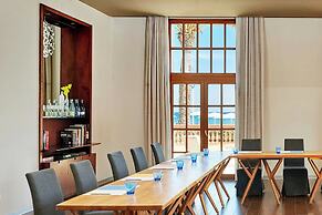 Le Meridien Ra Beach Hotel & Spa