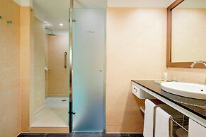 Le Meridien Ra Beach Hotel & Spa