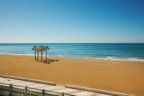 Le Meridien Ra Beach Hotel & Spa