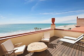 Le Meridien Ra Beach Hotel & Spa