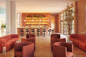 Le Meridien Ra Beach Hotel & Spa