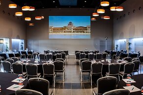 Le Meridien Ra Beach Hotel & Spa