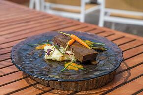Le Meridien Ra Beach Hotel & Spa