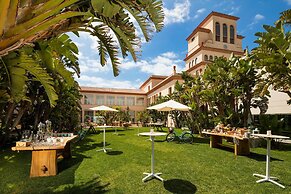 Le Meridien Ra Beach Hotel & Spa