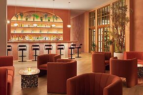 Le Meridien Ra Beach Hotel & Spa