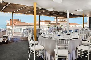 Le Meridien Ra Beach Hotel & Spa