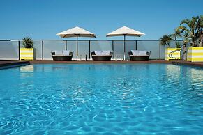 Le Meridien Ra Beach Hotel & Spa