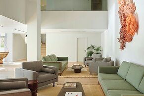Le Meridien Ra Beach Hotel & Spa