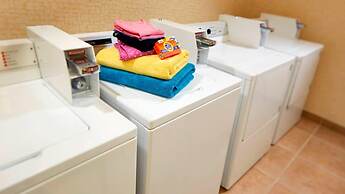 Best Western Hesperia-Victorville Suites