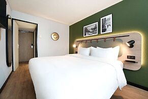 Hotel Campanile Marne La Vallée - Bussy Saint Georges