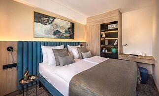 Aminess Vival Maestral Hotel