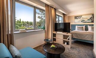 Aminess Vival Maestral Hotel